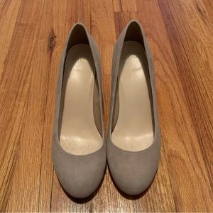 Cole Haan wedged suede shoes